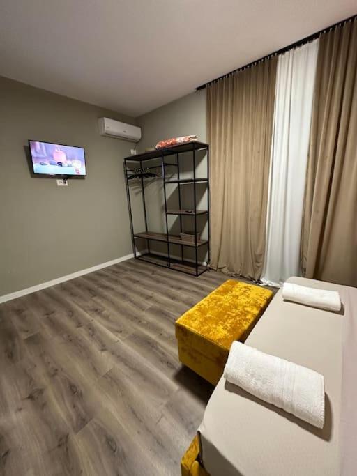 Bejart Apartment 4 Tirana Bagian luar foto