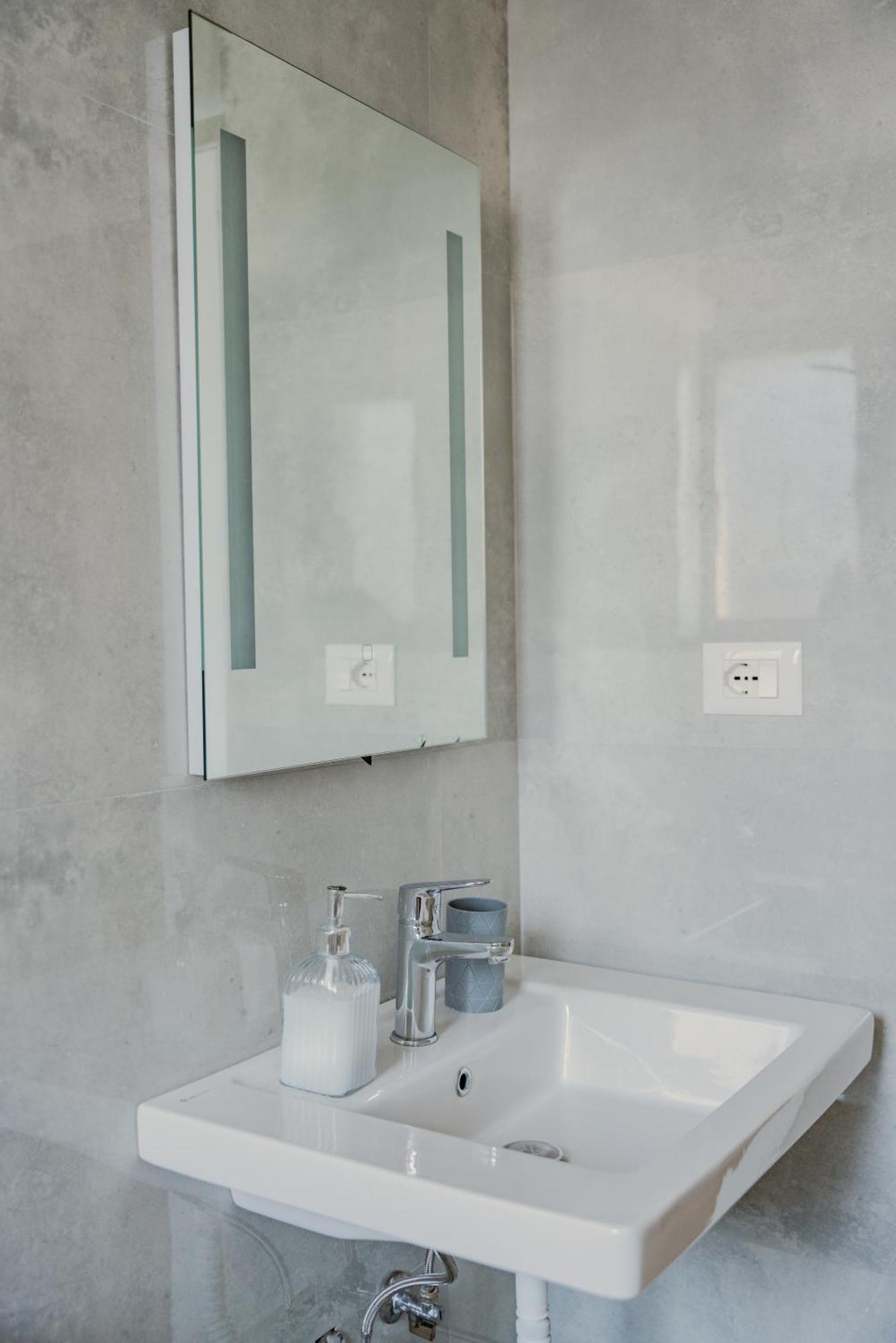 Bejart Apartment 4 Tirana Bagian luar foto