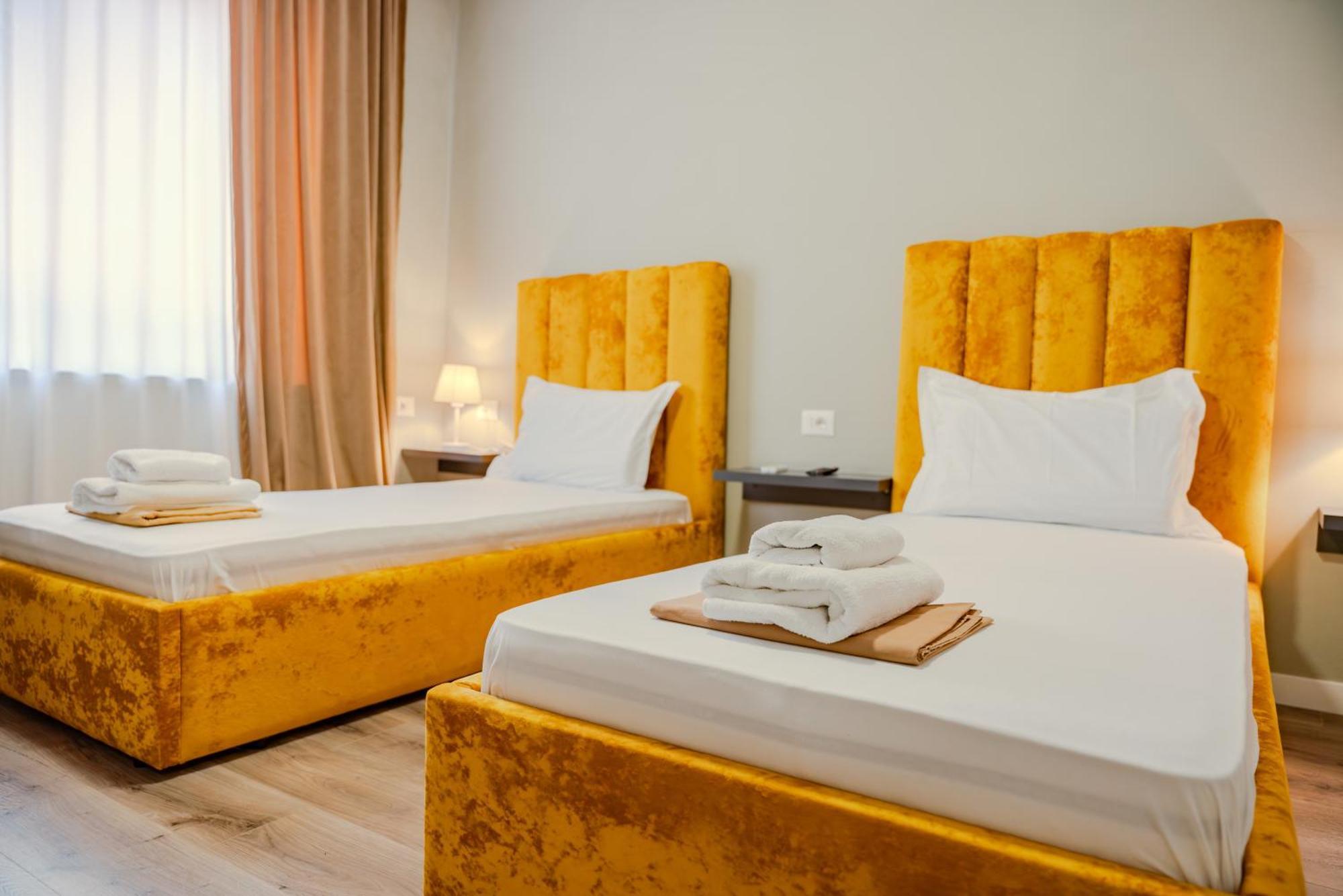 Bejart Apartment 4 Tirana Bagian luar foto